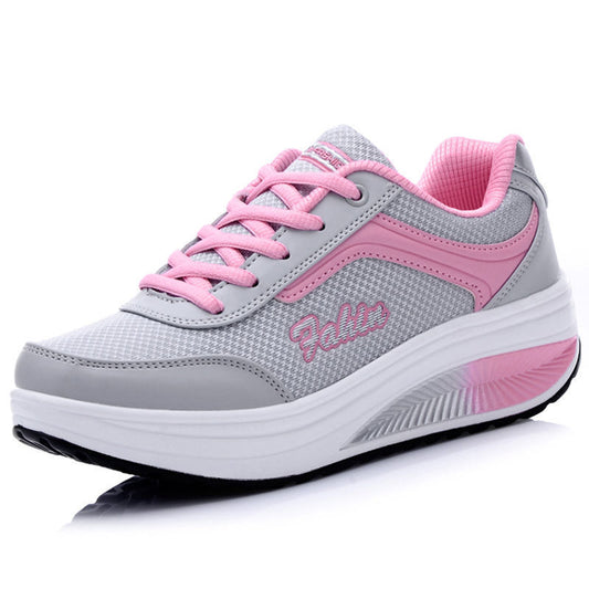 women sports shoe