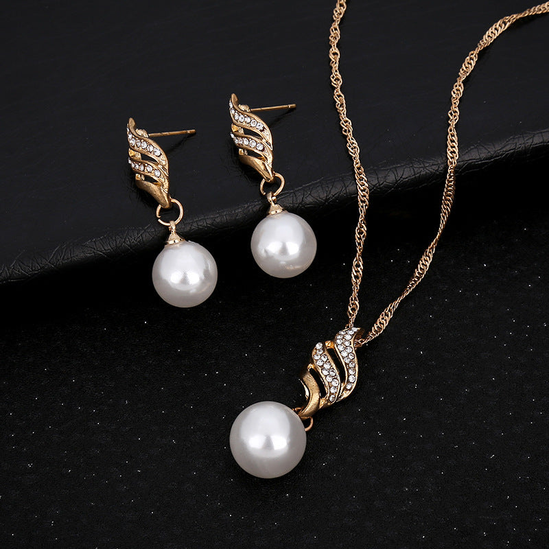 Diamond Pearl Bridal Jewelry Set